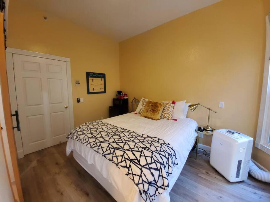 Centrally Located Studio And Cozy Place Perfect For Travelers And Couples! Located In San Diego Downtown! Perfect For Your Quick Getaway! Apartamento Exterior foto
